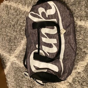 Pink duffel bag never used